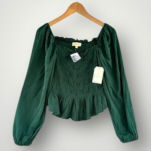 🎉5 for $45🎉 NWT London Rose top blouse shirt size M green